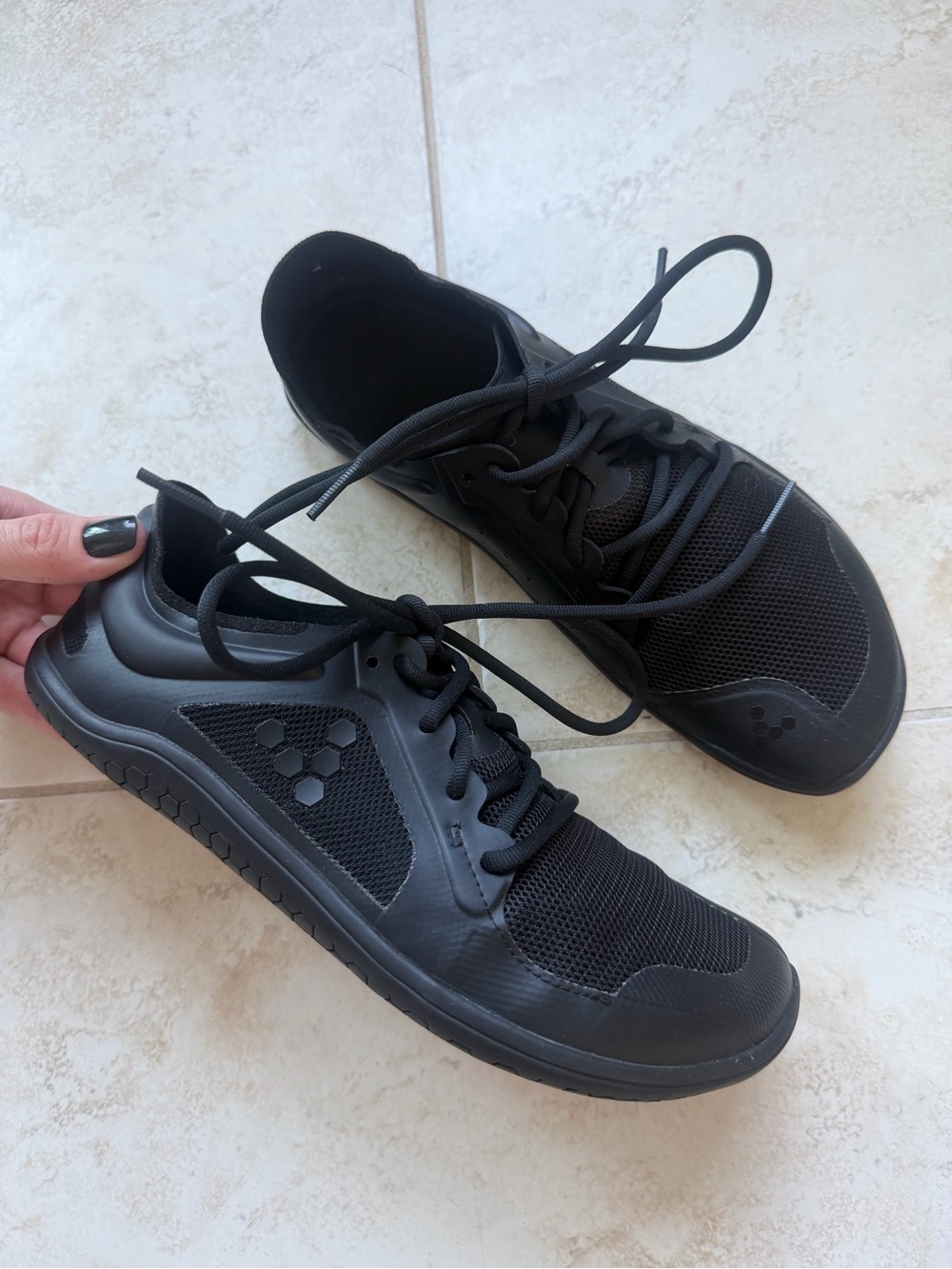 VIVOBAREFOOT Black Primus Lite III